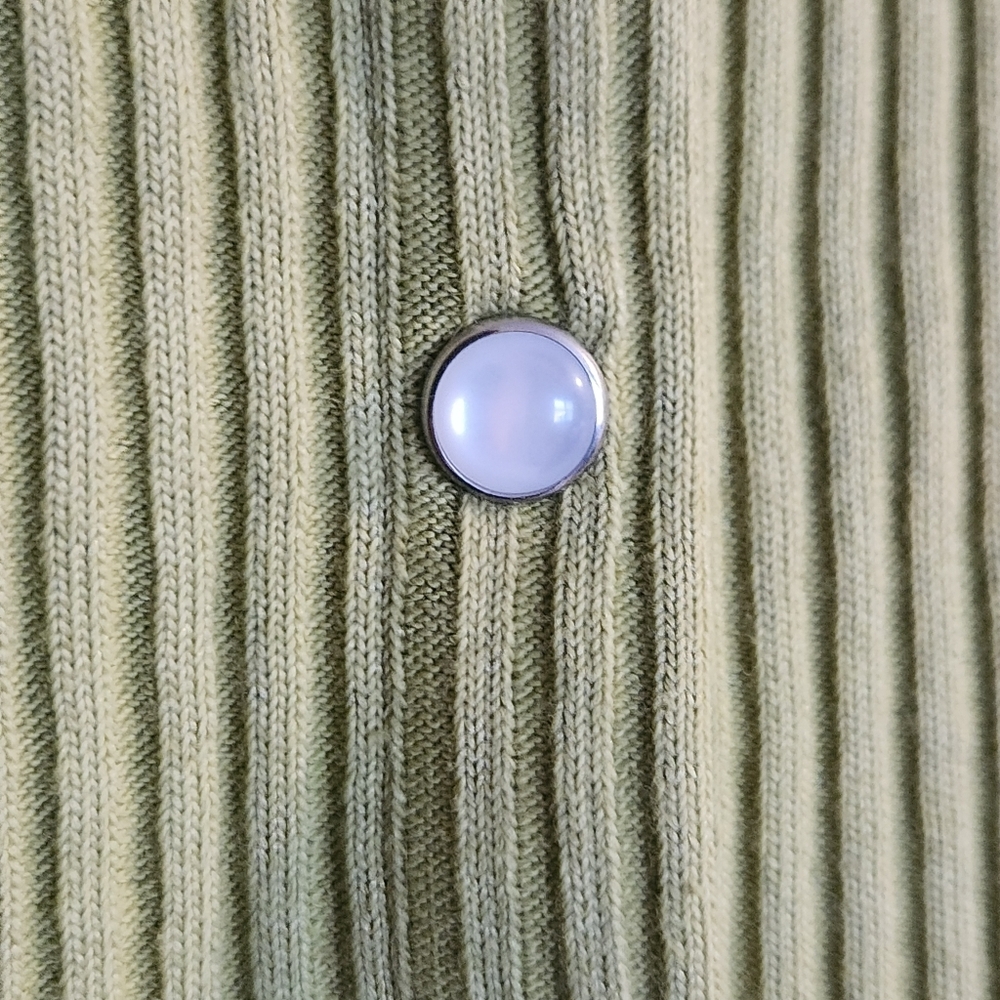 Levi's Green Ribbed Scoop Neck Top - Size Large - Kiwi Green- Like New! - Picture 7 of 12
